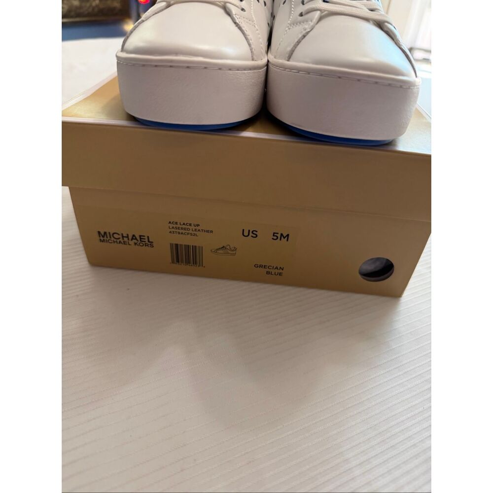Michael Kors Ace Lace Up Lasered Leather Sneakers Shoes Size 5M - Picture 3 of 10